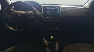 Peugeot 208 PureTech 82 Active 60 kW (82 CV)