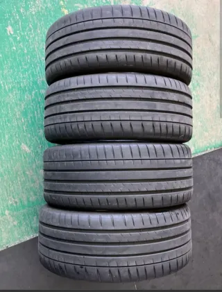 Michelin Pilot Sport 5 225/45/17