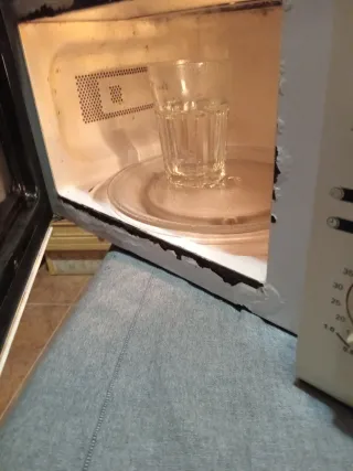 Microondas  Q calenta sup rapido