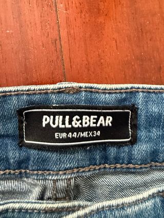 Pantalón vaquero Pull&Bear
