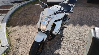 Kawasaki ER-6n Blanca