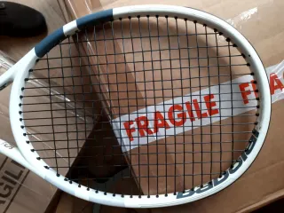 1 Babolat Pure Strike VS 295g