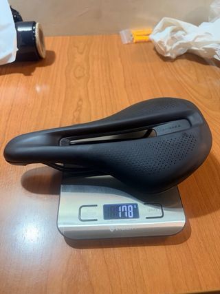 Sillín Bontrager Verse Pro 143