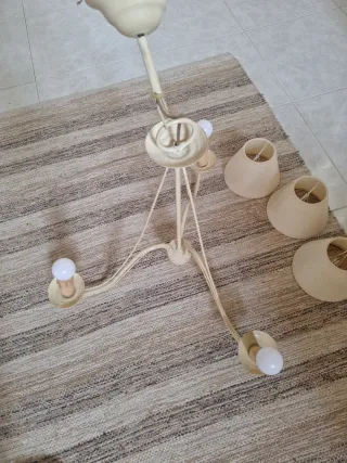 Lámpara colgante beige 5 brazos