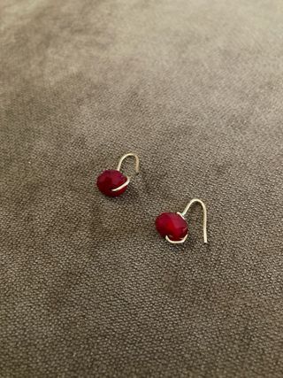 Pendientes piedra roja hechos a mano