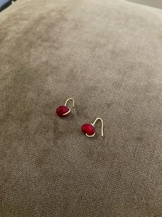 Pendientes piedra roja hechos a mano