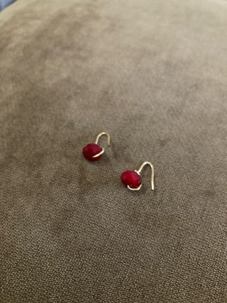 Pendientes piedra roja hechos a mano