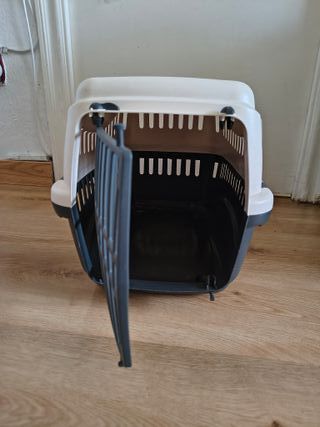 Transportín para mascotas beige y gris