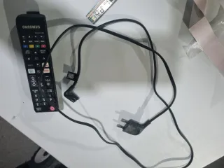 Despiece Smart TV Samsung 32 UE32T4305AK