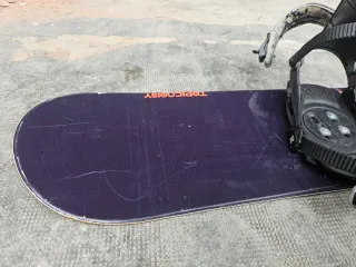 Tabla Snowboard con Fijaciones y Botas