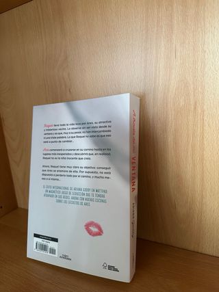 Libro - A través de mi ventana - Ariana Godoy