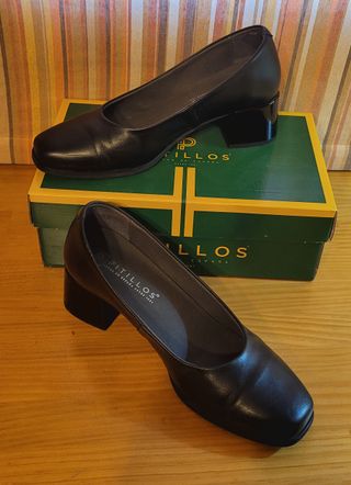 Zapatos de piel Pitillos