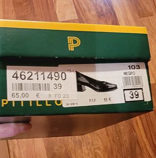 Zapatos de piel Pitillos