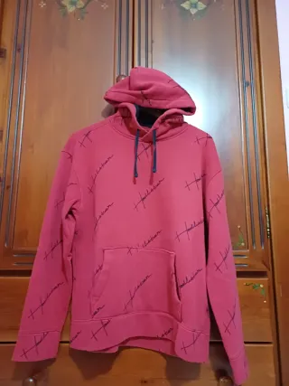 Sudadera Hollister Talla M Roja y Negra