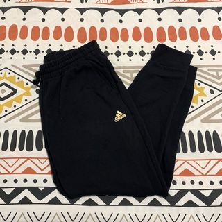 Adidas Pantalón Chandal talla L hombre