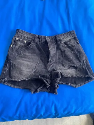 Pantaloncini neri in jeans donna