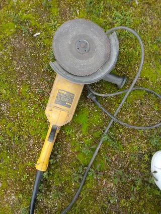 Radial DeWalt Grande