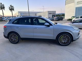 Porsche Cayenne E-Hybrid 2020