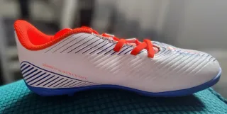 Botas Fútbol Niño Cordones 160