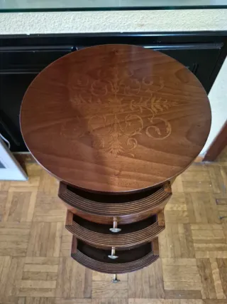 Cómoda Luis XV Artesanía Italiana