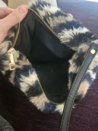 Bolso de piel con estampado de cebra