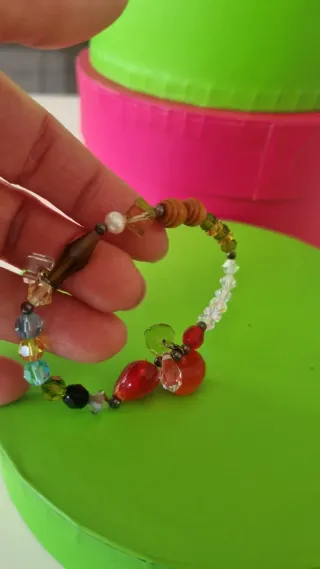Pulsera Multicolor con Abalorios.
