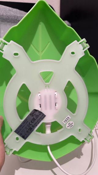 Lámpara infantil hoja verde