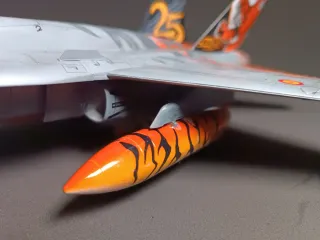 Maqueta F-18 Ejército Español 1/48