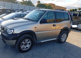 472114 piloto tras izq nissan terrano/terrano.ii