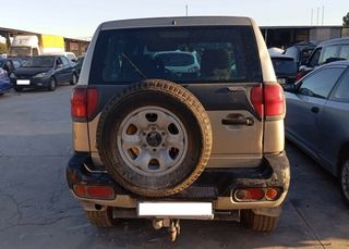 472114 piloto tras izq nissan terrano/terrano.ii