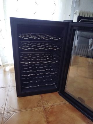 Vinoteca Cave Vinum 20 Botellas