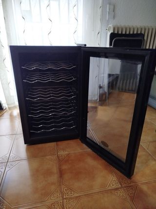 Vinoteca Cave Vinum 20 Botellas