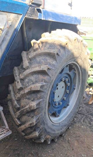 Tractor Doble traccion Ebro 6095 Sincro 12.