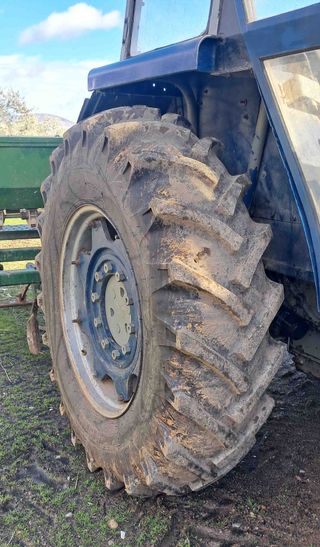 Tractor Doble traccion Ebro 6095 Sincro 12.