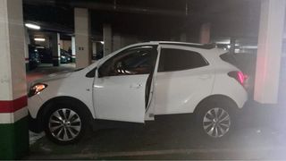 Plaza de garaje en el centro de Santiago.