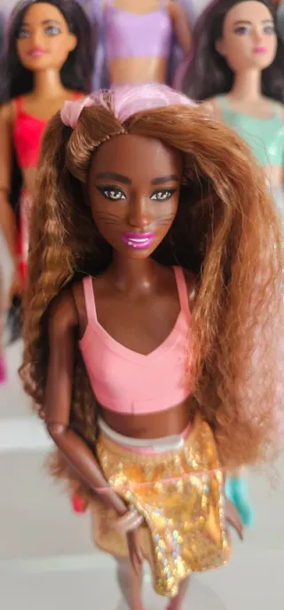 6 Muñecas Barbie Cutie Reveal