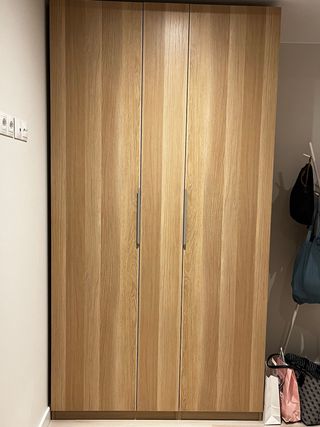 Elegante armario efecto roble 3 puertas