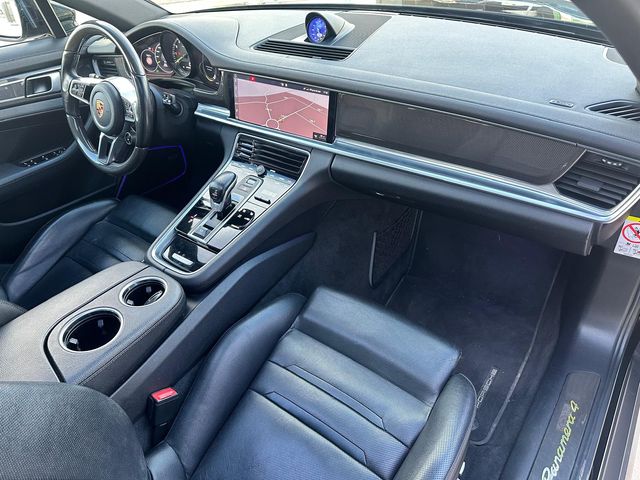 Porsche Panamera 2020
