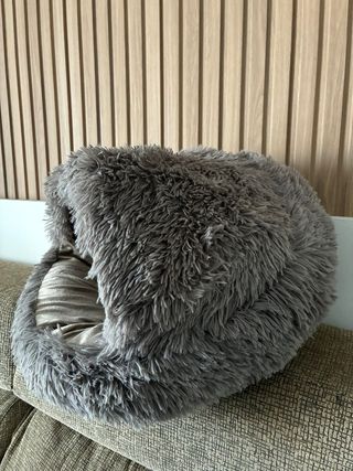 Cama para perro/gato suave y acogedora