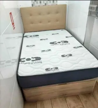 Canapés, colchones, armarios, Somieres,cabezales