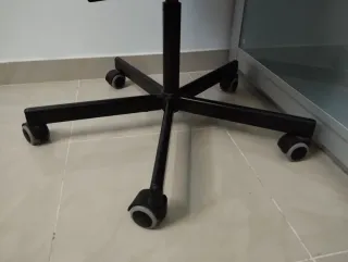 Silla de escritorio azul Ikea