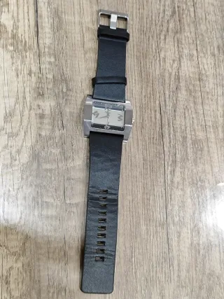 Reloj de cuarzo Elysées Paris