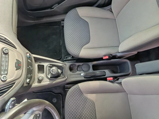 SIN ENTRADA!Ford Tourneo Courier GASOLINA 71000KM!