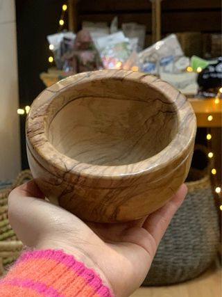 Lote 6 Cuencos artesanales de madera de olivo