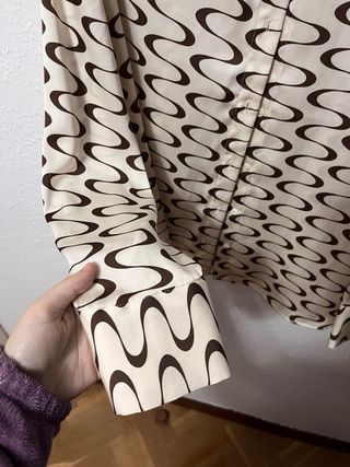 Camisa Mango Estilo Groovy Retro