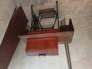 Máquina de coser Singer antigua