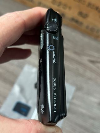 Cámara Digital Nikon Coolpix S3600 Negra