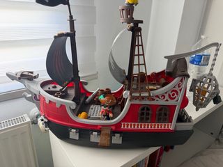 Barco Pirata Pin y Pon Action