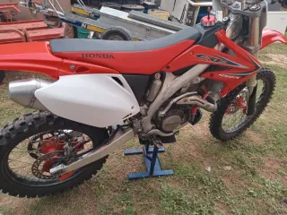 Honda CRF 450 R 4 tiempos