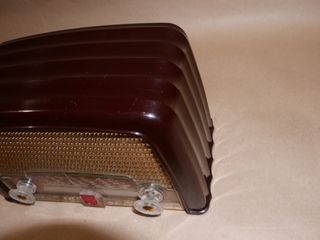 Radio Antigua Marrón y Dorada